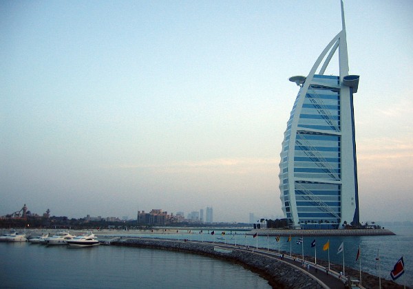 2007-04 Dubai U.A.E